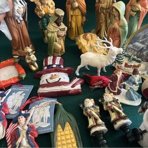 Collectible ornament set bundle